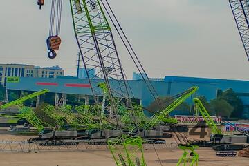 ZOOMLION ZCC850V 85T GLEASON CRANES CRAWLER CRANE