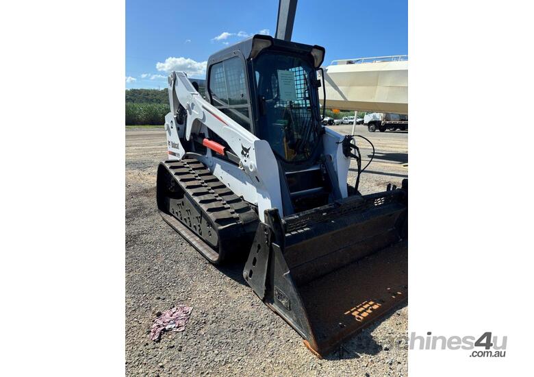 caption 2015 BOBCAT T650 SKID STEER U4750