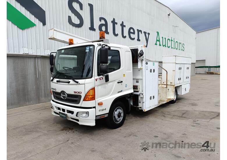 caption 2013 Hino FD 500 4X2 Service Truck