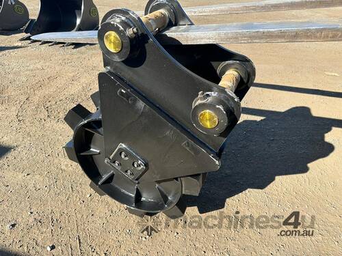 Compaction Wheel - to suit 10-17T Excavator