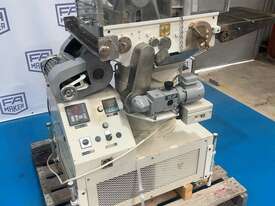 100FD - picture1' - Click to enlarge