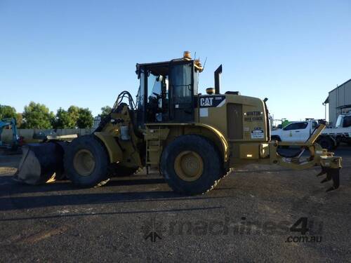 caption CAT 930H LOADER - PLANT NO. 415