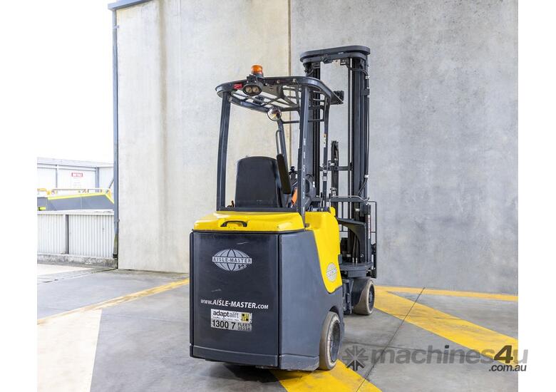 caption Used Aisle-Master 15E Articulating Mast Forklift
