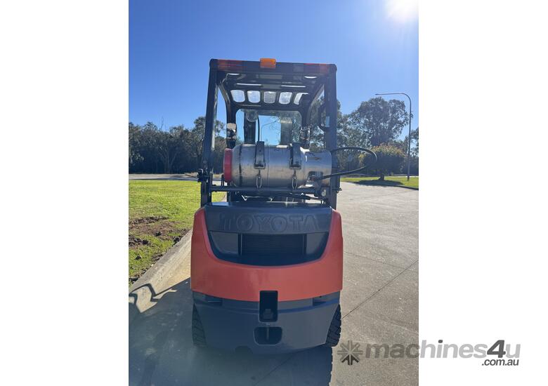 caption TOYOTA 32-8FG18 – 1.8T LPG Forklift 2018 Model 8784 Hours