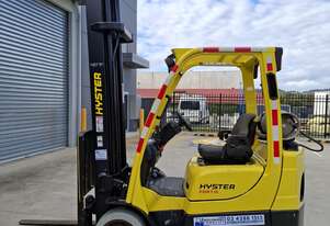 Wollongong Forklift: Hyster 2.5T LPG, 3-stage container mast, 8m lift!