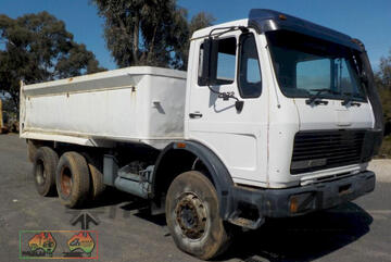 (8976) 1985 Mercedes 2222/48 Tip Truck 6X4 (Maryborough, )
