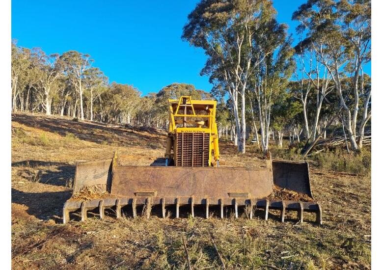 Komatsu D60 Track Dozer