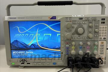 Tektronix MDO4024C Mixed Domain Oscilloscope 200MHz, 4-Ch, SA3 Option (3GHz Spectrum Analyzer)