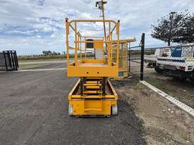 2001 Scissor Lift Compact 12 - picture0' - Click to enlarge