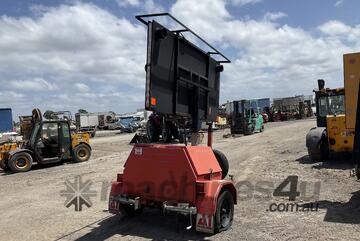 Trailer Factory HD Arrow Board (Trailer Mounted)