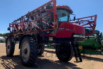 Case IH 4430 Patriot Self Propelled Sprayer