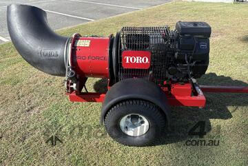 Toro ProForce Blower. Golf. Private large area, Parks and Gardens, Ovals, Renovation Equipment