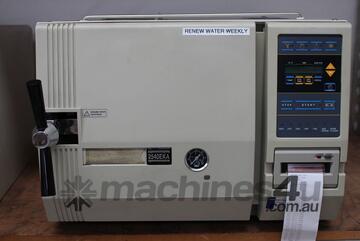 Laboratory Autoclave