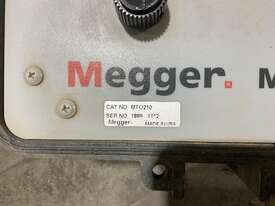 *UNRESERVED* Megger MTO210 Transformer Ohmmeter,  - picture2' - Click to enlarge
