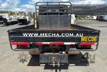 2013 Mitsubishi Canter Crew Cab Table Top