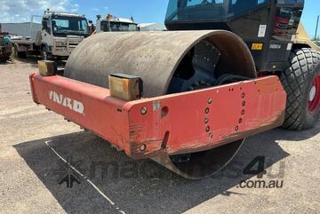 2011 Dynapac CA302D Articulated Smooth Drum Roller