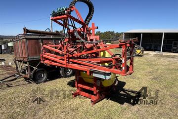 2008 12M LINKAGE SPRAYER