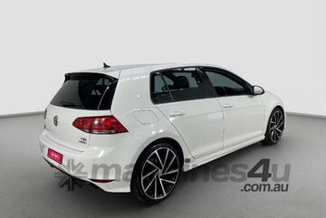 2016 Volkswagen Golf Highline Petrol