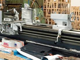SHENYANG CW6280C X 4000MM LATHE  - picture0' - Click to enlarge