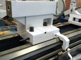 SHENYANG CW6280C X 4000MM LATHE  - picture1' - Click to enlarge