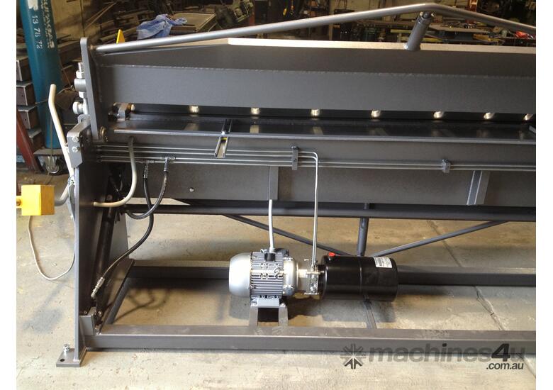 Hydraulic Panbrake Folder 2470mm x 4mm Australian Made With 12 Month Warranty