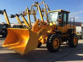 Brand New 2015 Champion 13 Tonne Wheel Loader - picture0' - Click to enlarge