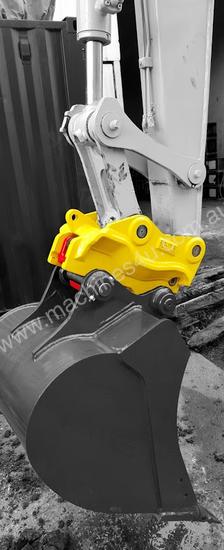 caption ELITE TwinLOCK Quick Hitch to suit 7T - 10T