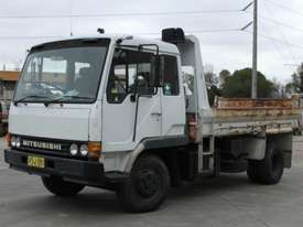 Mitsubishi FK417 Tipping tray Truck - picture0' - Click to enlarge