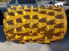 CAT CATERPILLAR DYNAPAC BOMAG PADFOOT SHELLS - picture0' - Click to enlarge