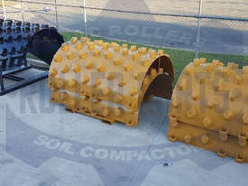 CAT CATERPILLAR DYNAPAC BOMAG PADFOOT SHELLS - picture1' - Click to enlarge