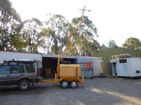 Light tower.  Three phase generator,  11 KW, 8 meter hydraulic, Solar, LED, Lithium - picture0' - Click to enlarge