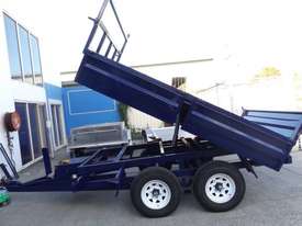 NEW 10×7 HYDRAULIC 3 WAY TABLE TOP TIPPER TRAILER - picture1' - Click to enlarge