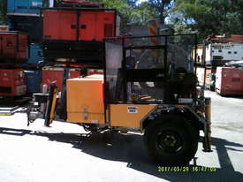 1.5 ton self loading , 2cyl diesel , as new , 11hrs , - picture1' - Click to enlarge