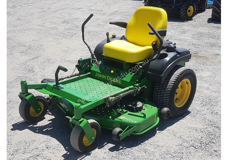 John deere 717a online engine