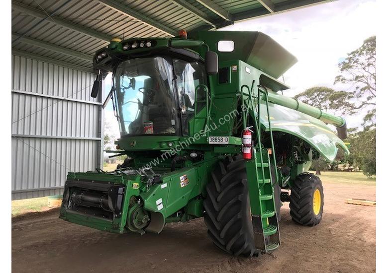 caption John Deere S680 Header(Combine) Harvester/Header