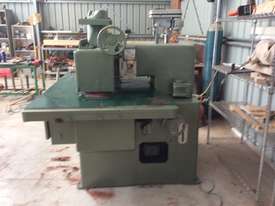 Wadkin Multi Ripsaw heavy duty machine in good order built in the UK mid 80s - picture0' - Click to enlarge