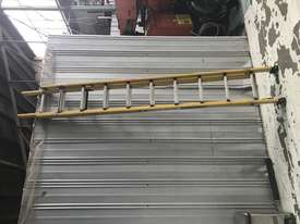 Branach Fiberglass & Aluminum Extension Ladder 3.3 to 5.2 Meter Industrial Quality - picture0' - Click to enlarge