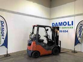 1.8 Tonne Toyota Forklift - picture1' - Click to enlarge