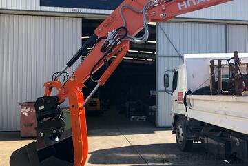 GARDNER ENGINEERING - 5 Tonne Bracket style Thumb GARDNER ENGINEERING - 5 Tonne Bracket style Thumb