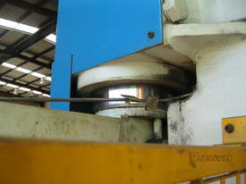 Durma 4 metre x 200 ton Hydraulic Pressbrake - picture1' - Click to enlarge