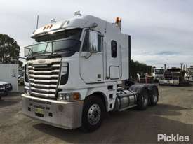 2014 Freightliner Argosy - picture2' - Click to enlarge