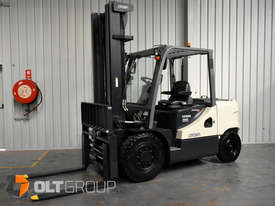 Crown 3.5 Tonne Diesel Forklift 591 LOW HOURS! Sideshift Fork Positioner  - picture0' - Click to enlarge