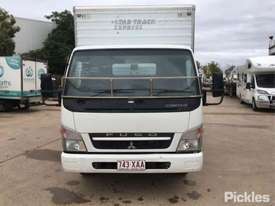 2010 Mitsubishi Canter 7/800 - picture1' - Click to enlarge