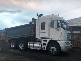 2004 FREIGHTLINER ARGOSY TIPPER - picture0' - Click to enlarge