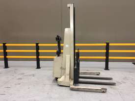 Electric Forklift Walkie Stacker M Series 1984 - picture0' - Click to enlarge