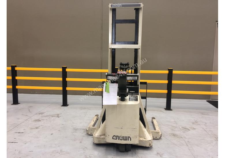 caption Electric Forklift Walkie Stacker M Series 1984