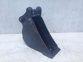 UNUSED 350MM GUMMY TRENCHING BUCKET SUIT 7-8T EXCAVATOR E079 - picture0' - Click to enlarge