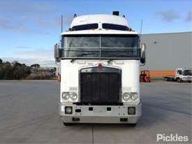2004 Kenworth K104 - picture1' - Click to enlarge