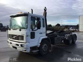 2003 Volvo FL 250 - picture2' - Click to enlarge