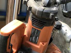 Mitre Saw (AEG) + dust extractor + vacuum - picture1' - Click to enlarge